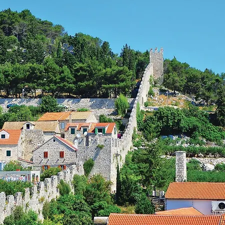 Apartment 1 Bedroom In Hvar *