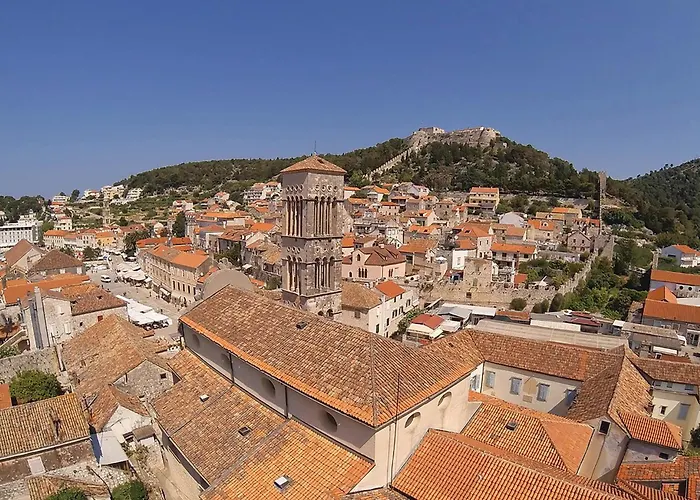 Apartment 1 Bedroom In Hvar *