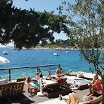 1 Bedroom Stunning Apartment In Hvar *