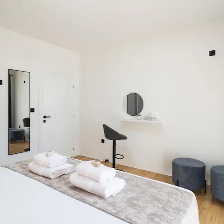 1 Bedroom Stunning In Hvar Apartment