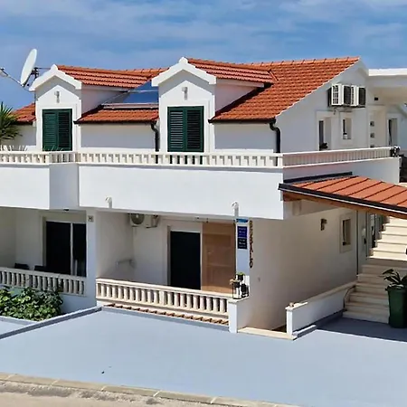 1 Bedroom In Hvar 아파트